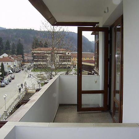 Apartment Planinski Rai Trjawna Exterior foto